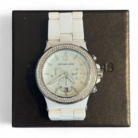 Michael Kors MK-5391 White Ceramic Chronograph Women’s Watch Crystal Bezel - Picture 2 of 11